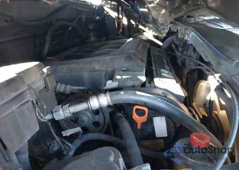 2001 Honda Odyssey Ex z USA, uszkodzony, nr VIN 2HKRL18601H558416